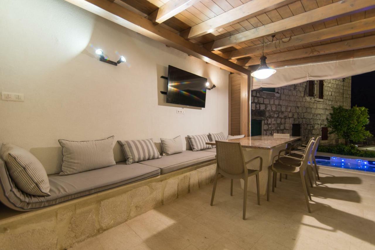 Villa Hurem Trogir Eksteriør bilde