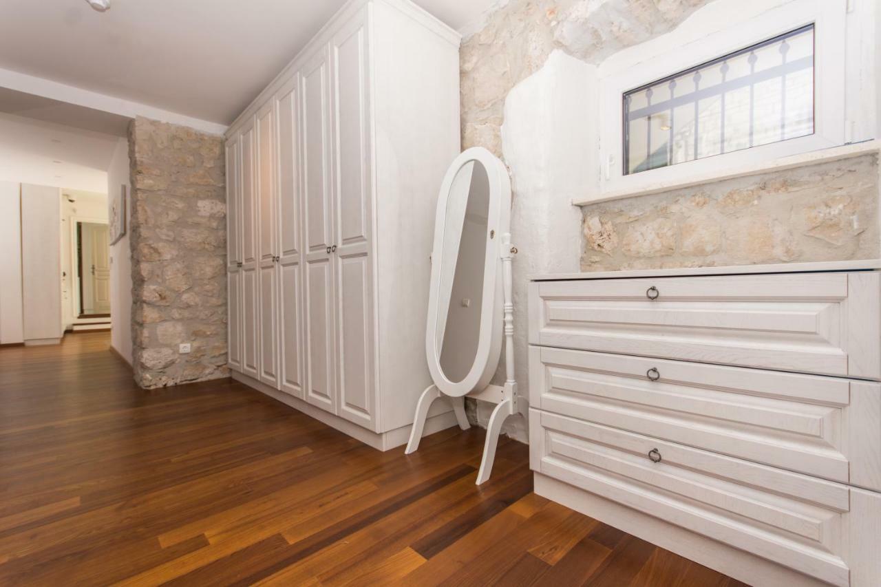 Villa Hurem Trogir Eksteriør bilde